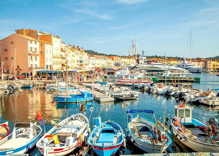 Daire Maison De Clydia Private Pool And Garden